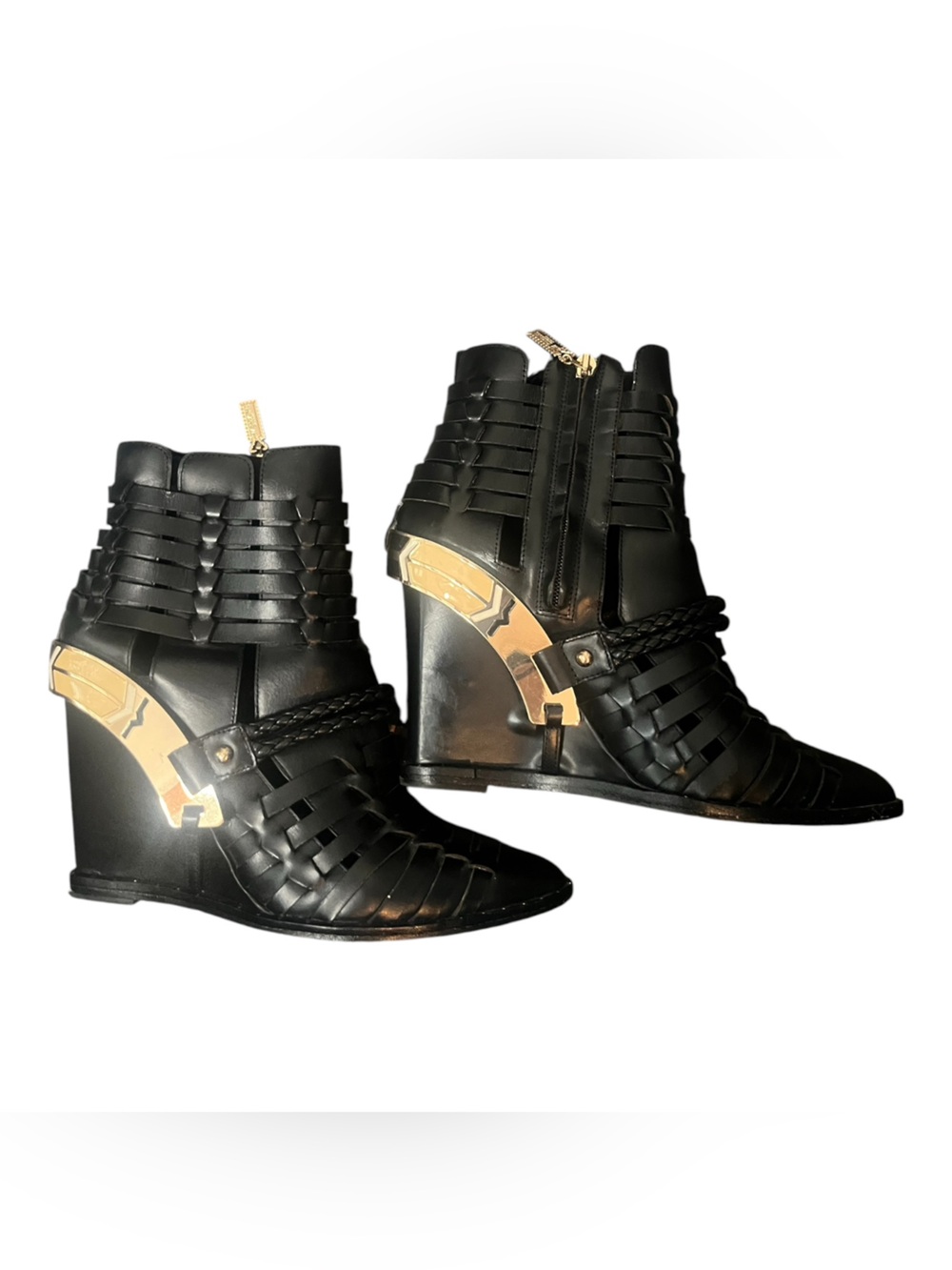 Ivy Kirzhner black
crocodile-embossed leather ankle boots,